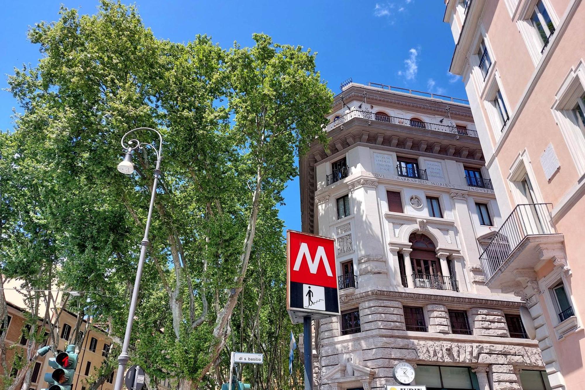 Trevi Feddy'S Apartment Рим Екстер'єр фото